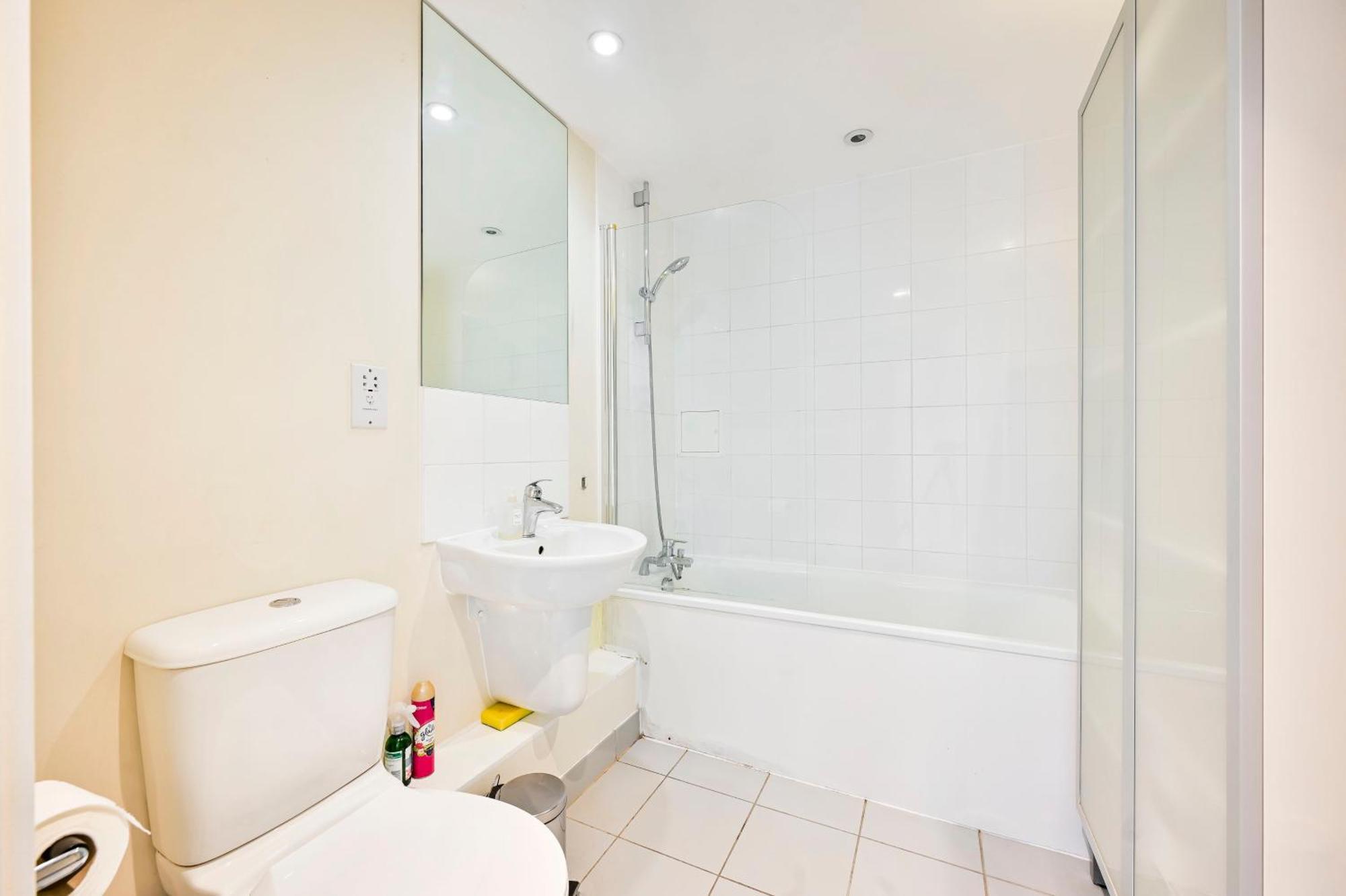2 Bed Flat Next Old Street Tube Apartment Londra Exterior foto